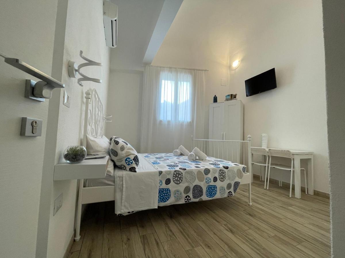 White Shell Rooms Alghero Exterior photo